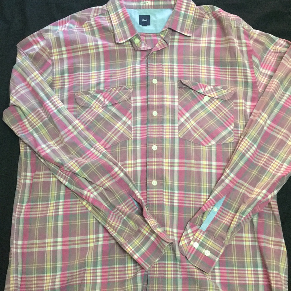 GAP dress shirt/ button up {BRAND NEW} 👕